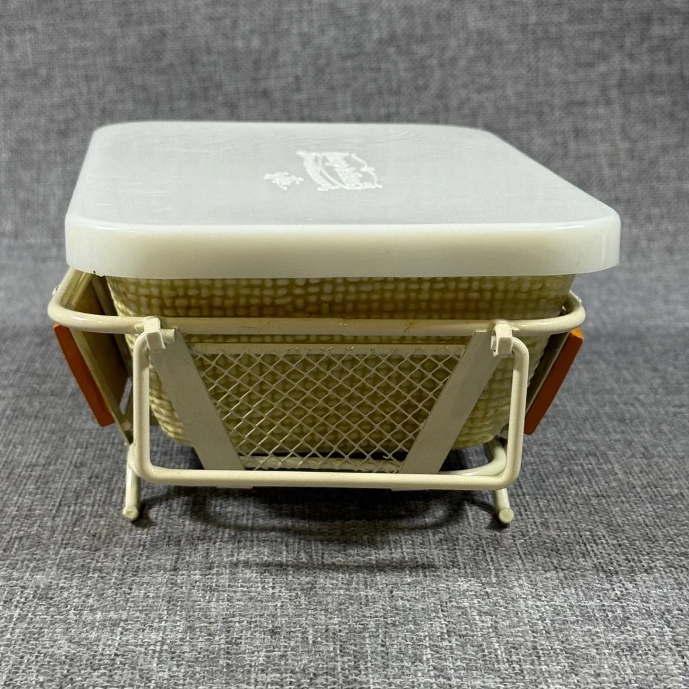 Temp-tations by Tara Presentable Ovenware Country Rooster Loaf Pan Lid Basket